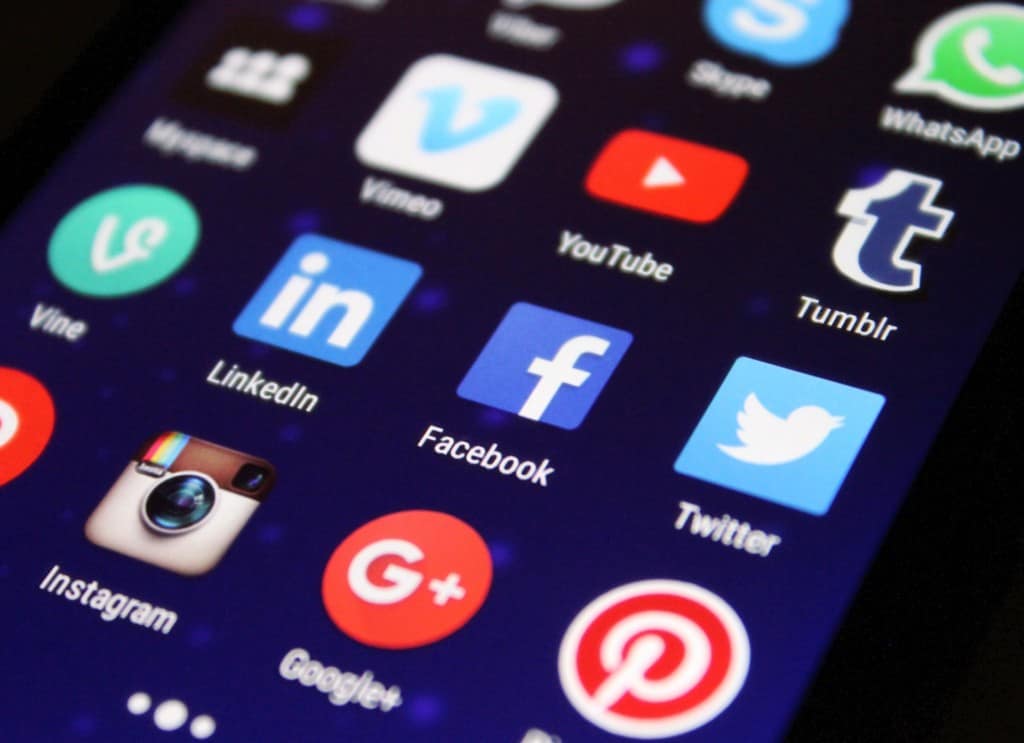 scheduled tweets business account
